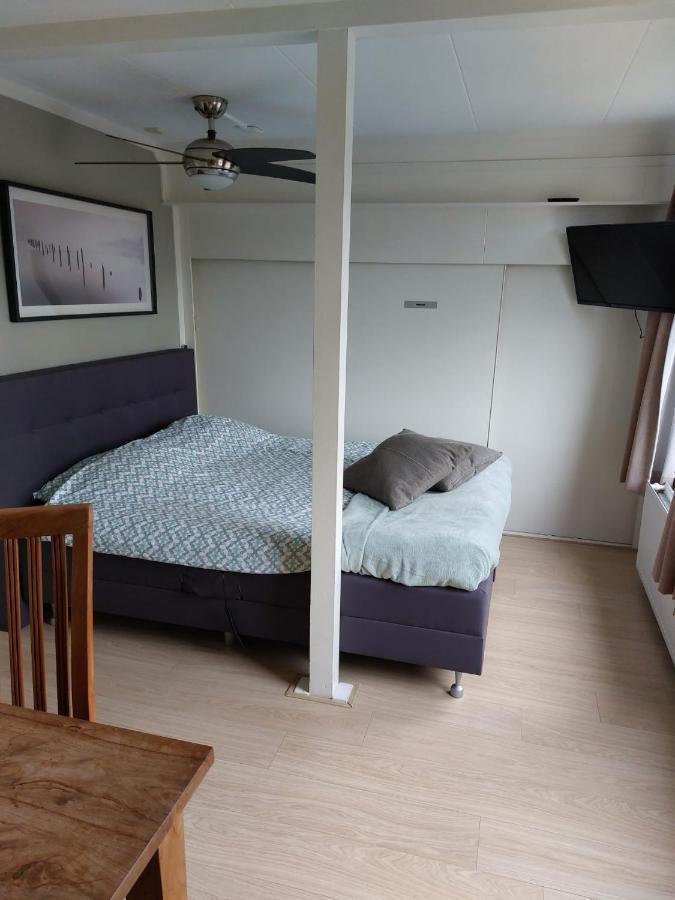 Bed & Breakfast D'Ouwe Smidse カンペルラント エクステリア 写真