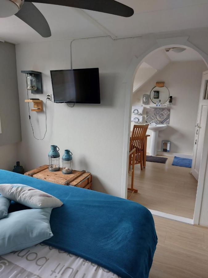 Bed & Breakfast D'Ouwe Smidse カンペルラント エクステリア 写真