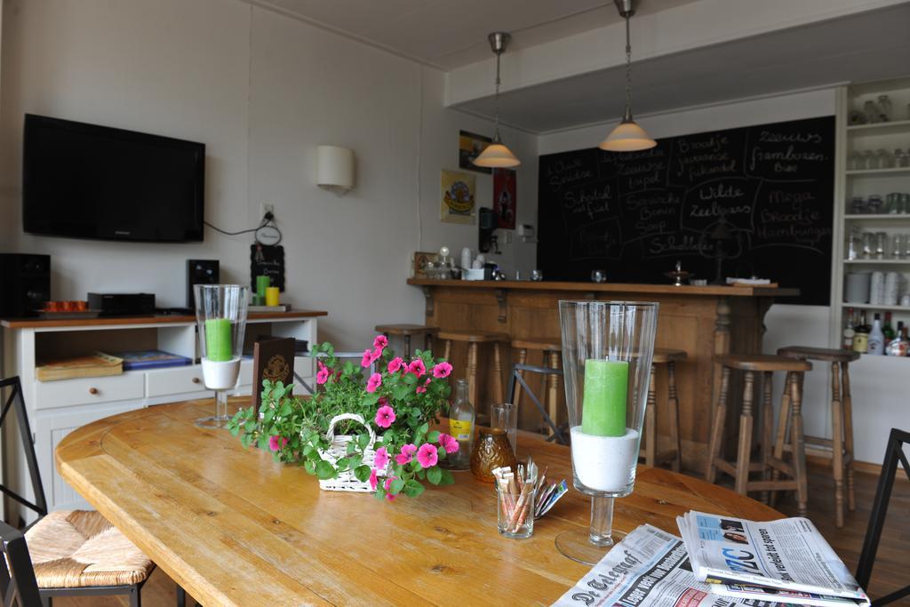 Bed & Breakfast D'Ouwe Smidse カンペルラント エクステリア 写真